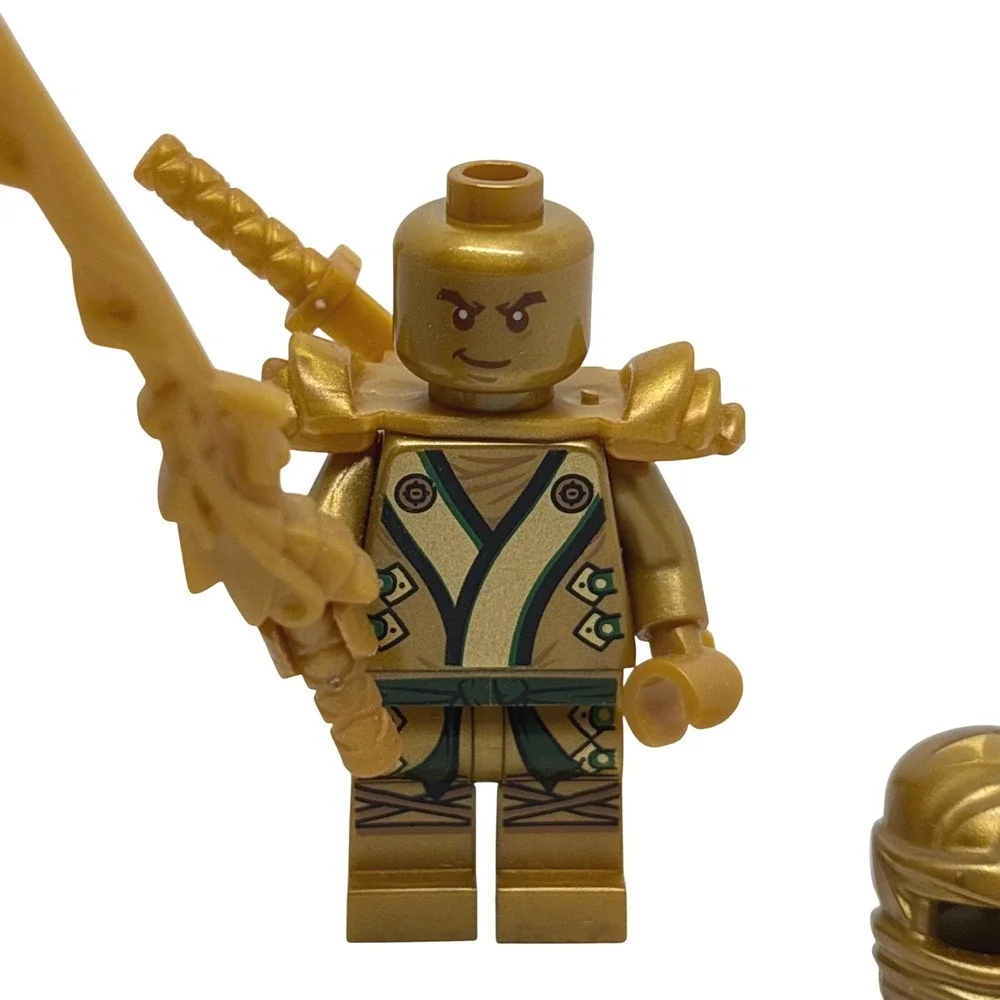 LEGO Ninjago Golden Lloyd Minifigure with Armor and Dual Swords njo073 Gold